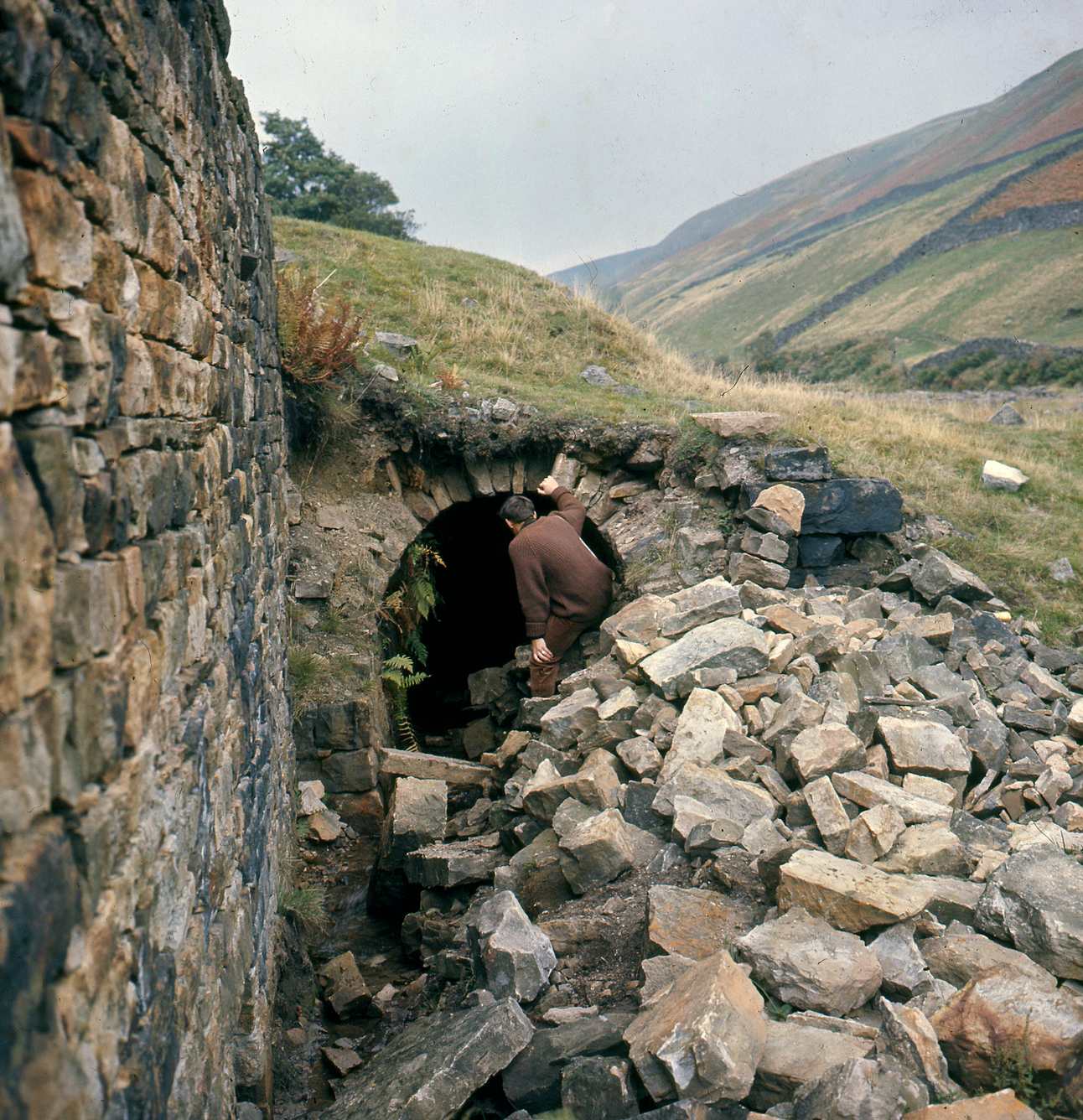 Portal of Sir Francis Level